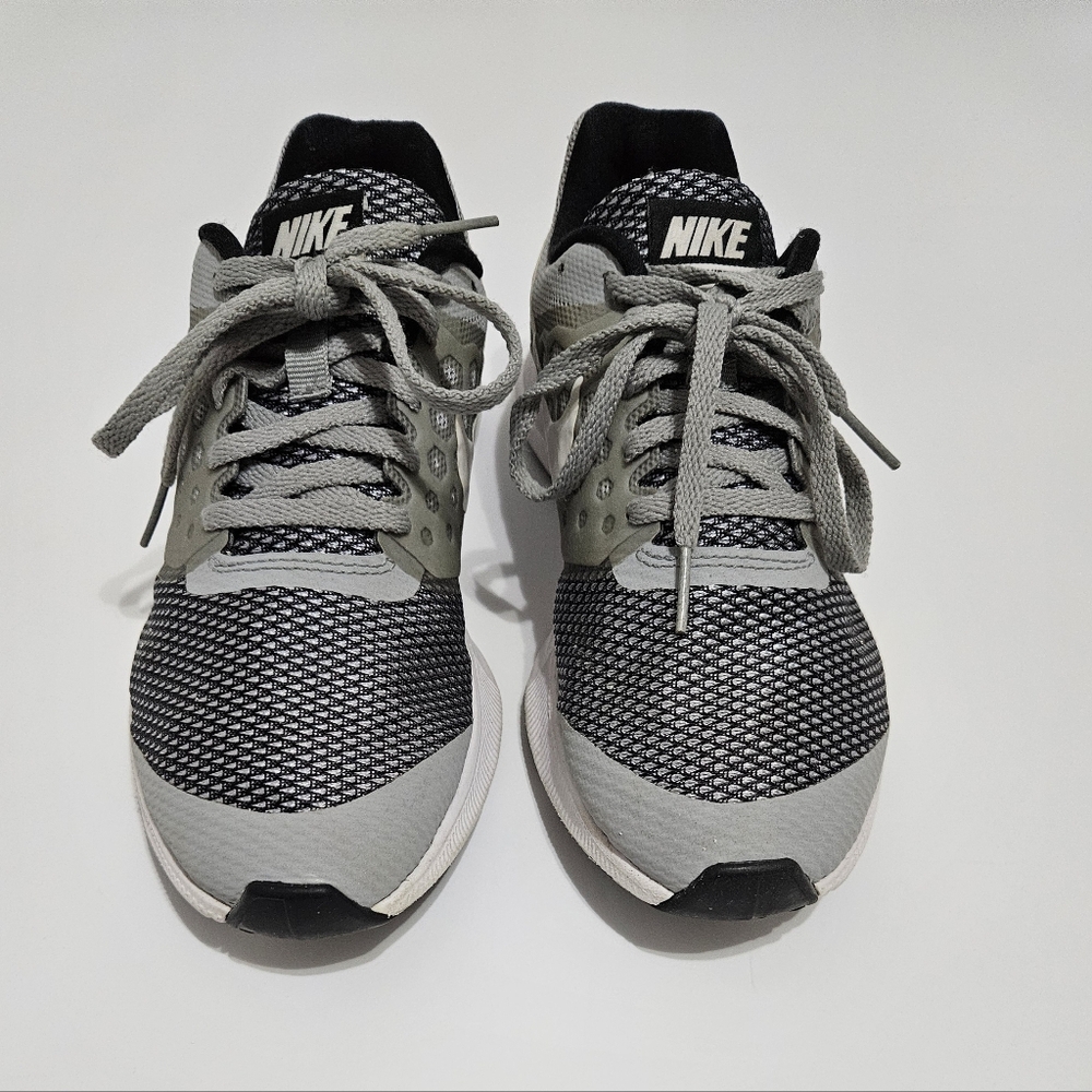Nike Downshifter 7 Youth Athletic Sneakers Size 4.5 y
